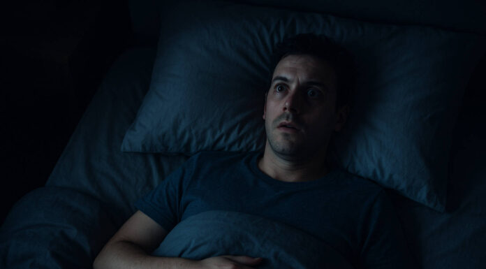Mężczyzna, który obudził się w środku nocy z bezdechem sennym